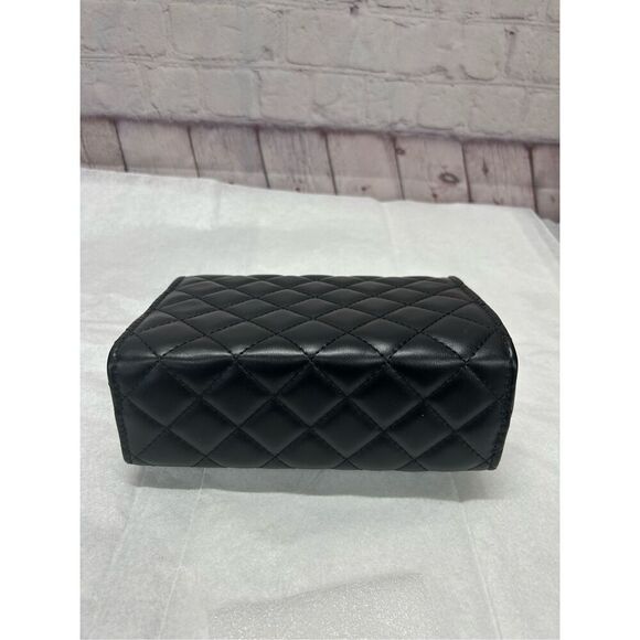 Quilted Black Crossbody Bag - Picture 4 of 5
